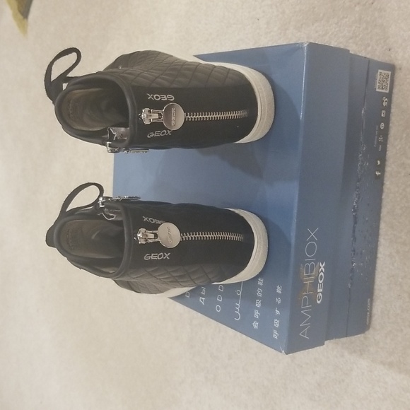 Black ankle Geox Natural Leather Active breathable shoes  Size 8. Italian parent - Picture 2 of 10